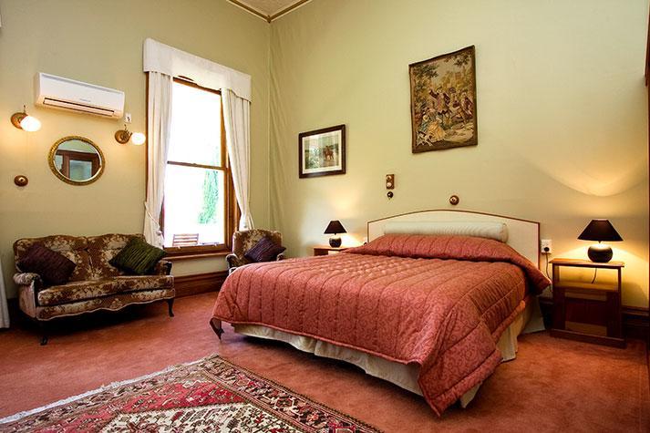 Hotel Ugbrooke Country Estate à Lower Dashwood Extérieur photo