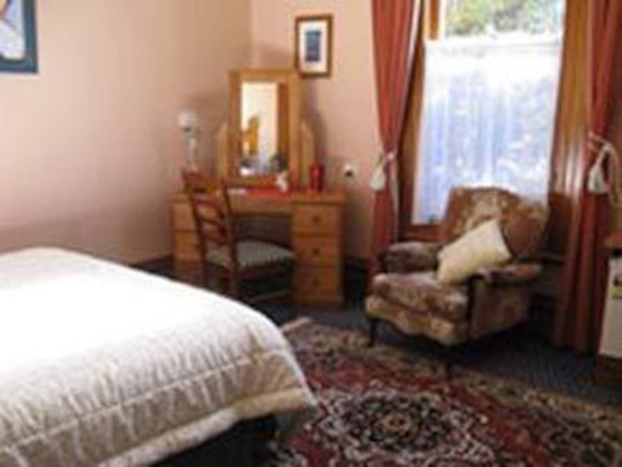 Hotel Ugbrooke Country Estate à Lower Dashwood Extérieur photo